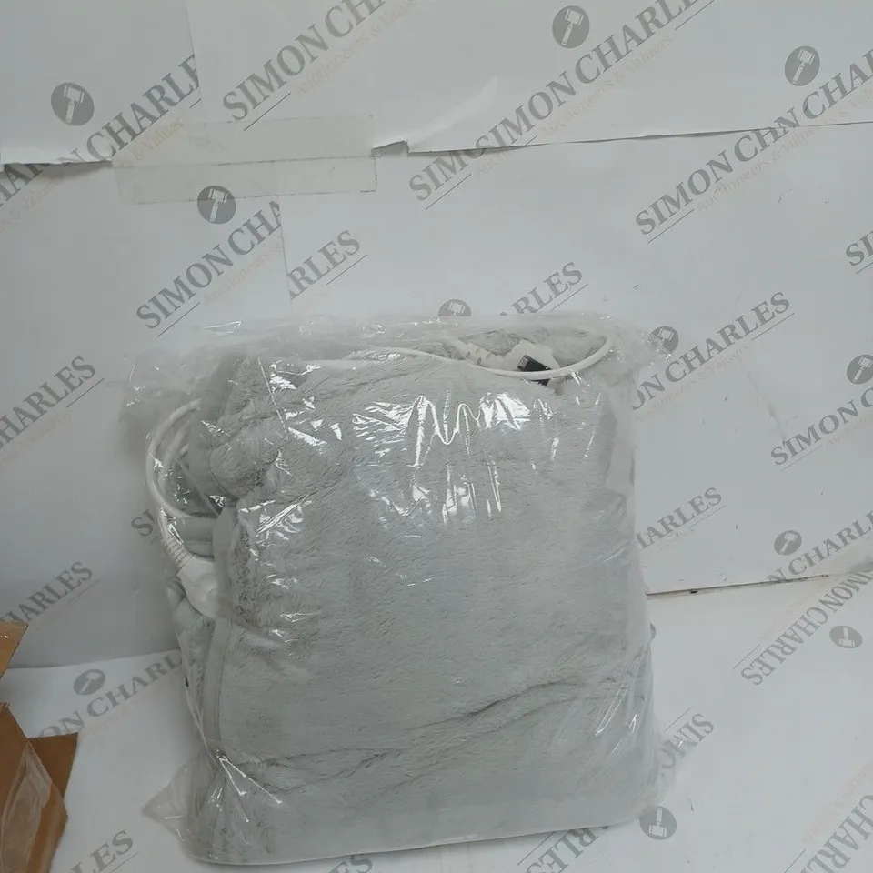 COZEE HOME VELVET SOFT HEATED BLANKET IN GREY