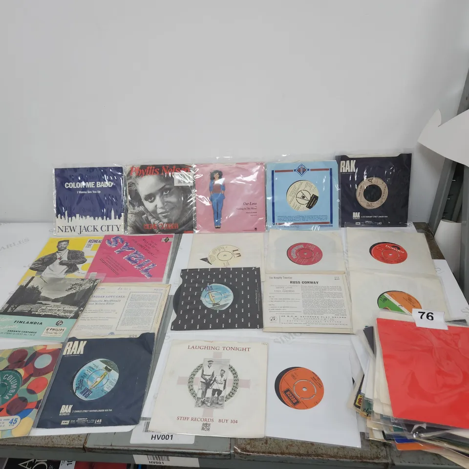 A COLLECTION OF 120 X VINYL SINGLES. MAINLY 60S 70S 80S.