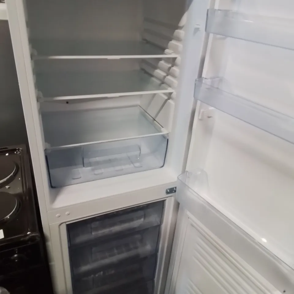 SWAN 50/50 FRIDGE FREEZER IN WHITE 