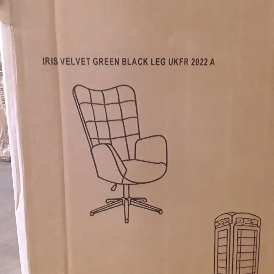 BOXED IRIS VELVET GREEN BLACK LEG LEISURE CHAIR
