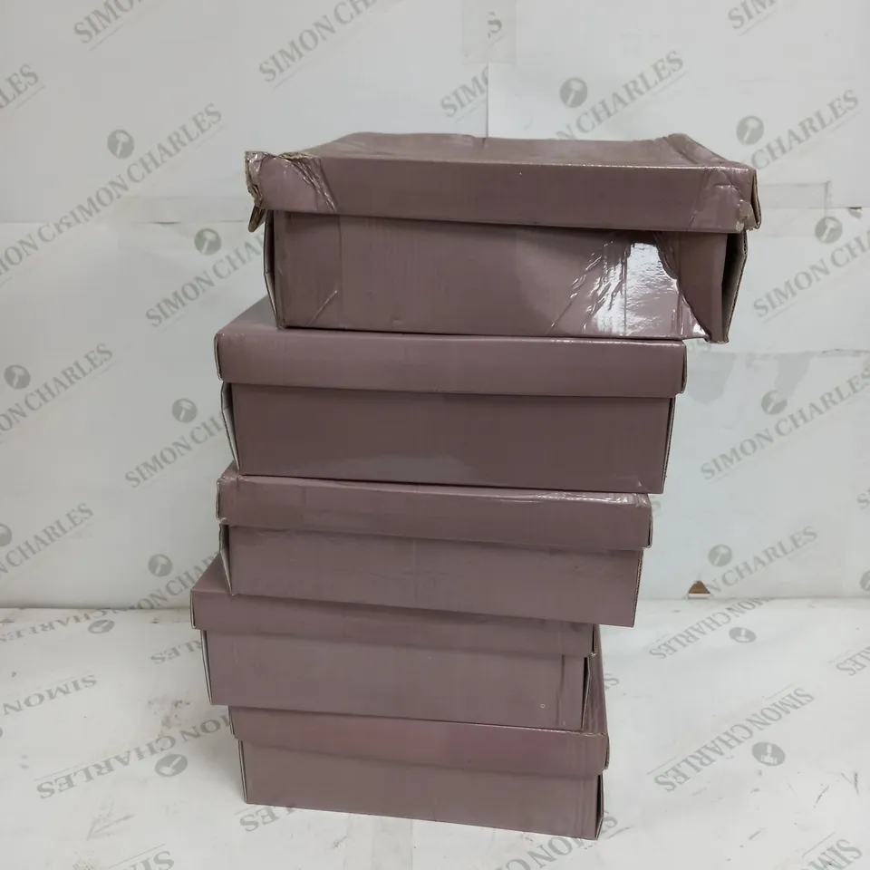 5 BOXED PAIRS OF DOLI-BERRY PLATFORM HEEL SHOES IN DEEP GREY VARIOUS SIZES TO INCLUDE SIZES 36, 37, 38