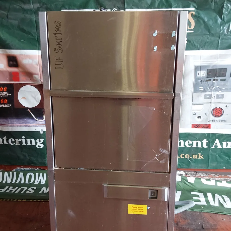WINTERHALTER COMMERCIAL PASS THROUGHT DISHWASHER UF-M