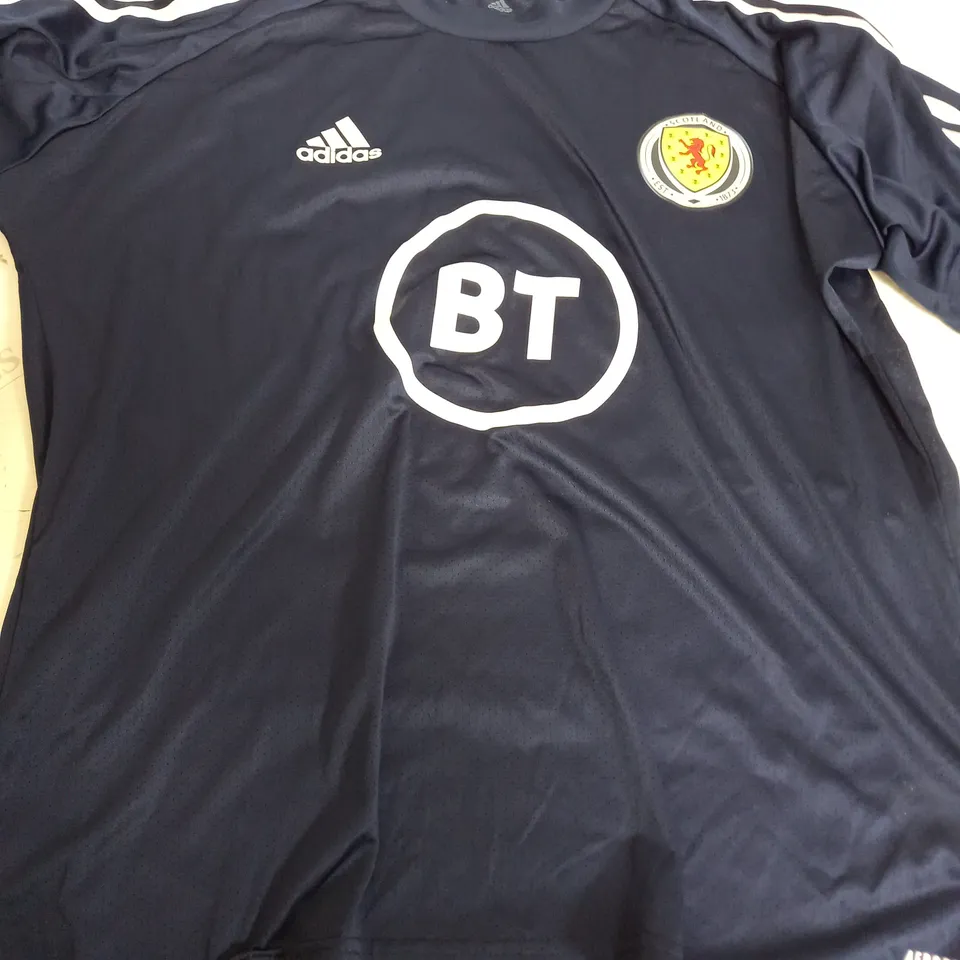 ADIDAS SCOTLAND FOOTBALL SHIRT IN NAVY - LARGE