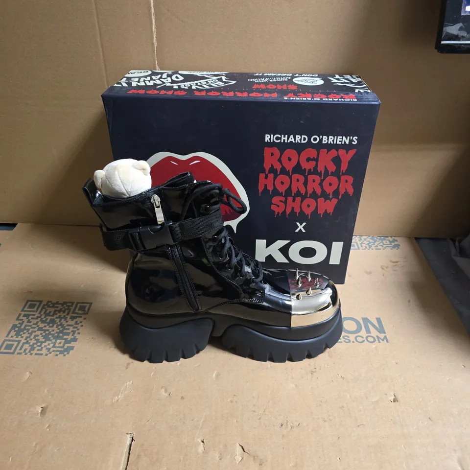 KOI ROCKY HORROR SHOW EDDIES TEDDY PLATFORM SPIKED BOOTS - BLACK - UK SIZE 9 