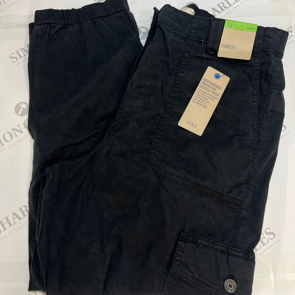 M&S CARGO PANTS IN BLACK SIZE 12S