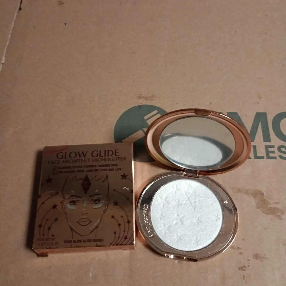 CHARLOTTE TILBURY GLOW GLIDE FACE ARCHITECT HIGHLIGHTER – ROSE GOLD COMPACT