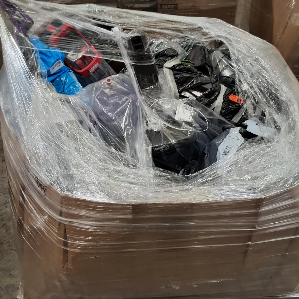 PALLET OF APPROXIMATELY 19 UNPROCESSED RAW RETURN HOUSEHOLD AND ELECTRICAL GOODS TO INCLUDE;