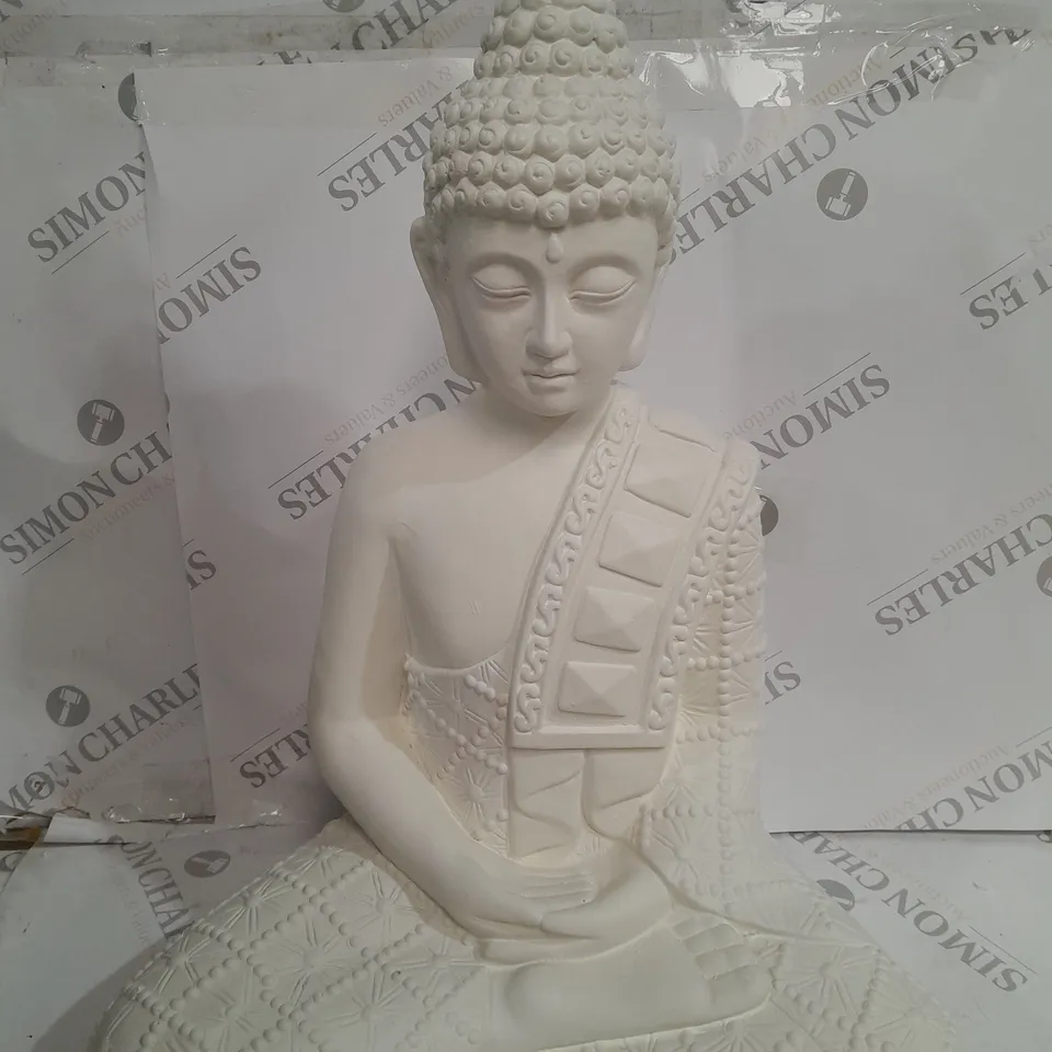 KELLY HOPPEN INDOOR OUTDOOR LARGE BUDDHA STATUE - WHITE