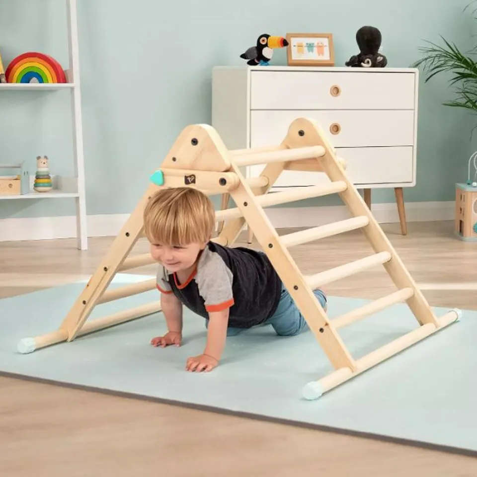 INDOOR WOODEN CLIMBING FRAME RRP £69.99