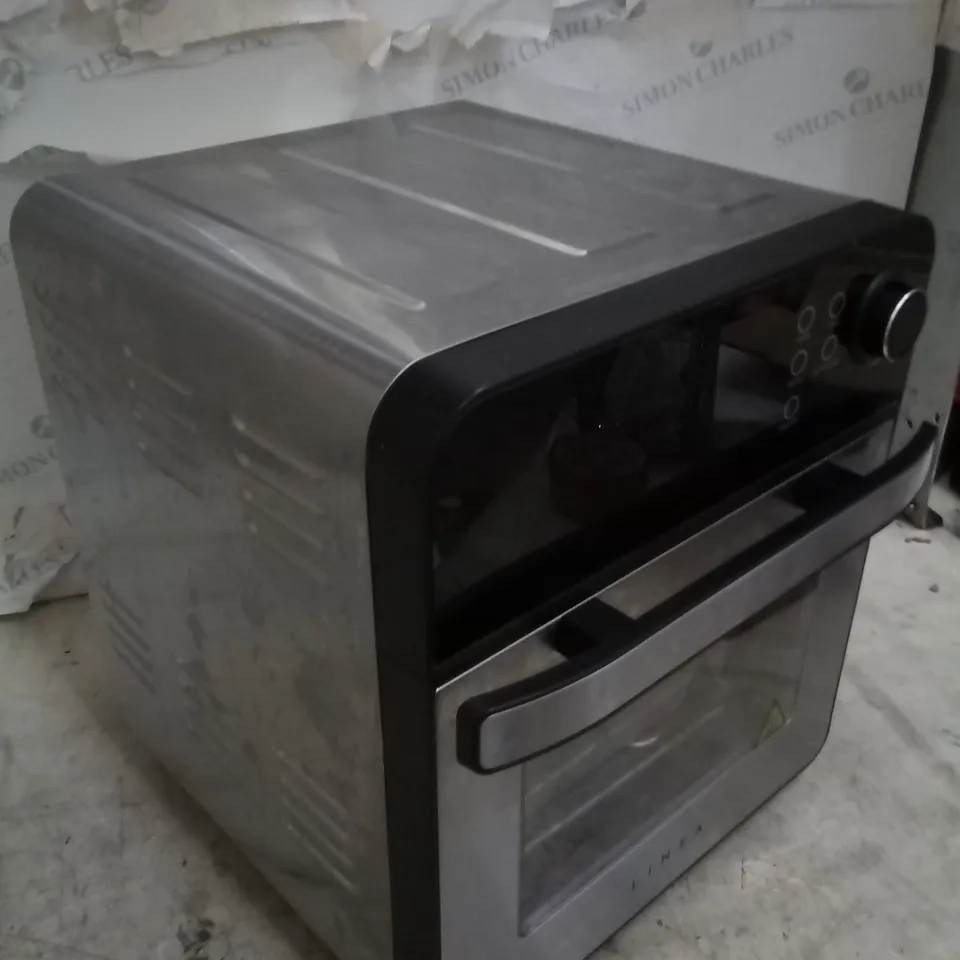 BOXED LINEA 14.5L AIR FRYER OVEN WITH ACCESSORIES