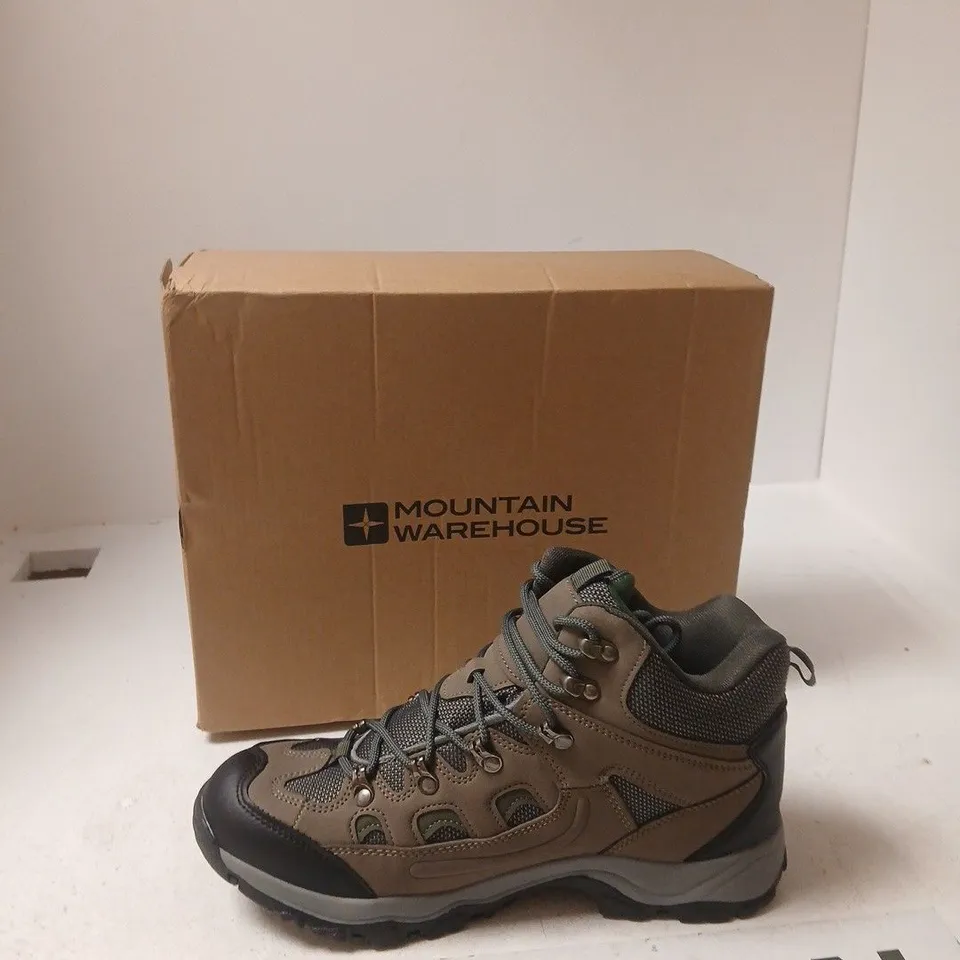 MOUNTAIN WAREHOUSE ADVENTURER WATERPROOF HIKING BOOT – KHAKI, UK 9
