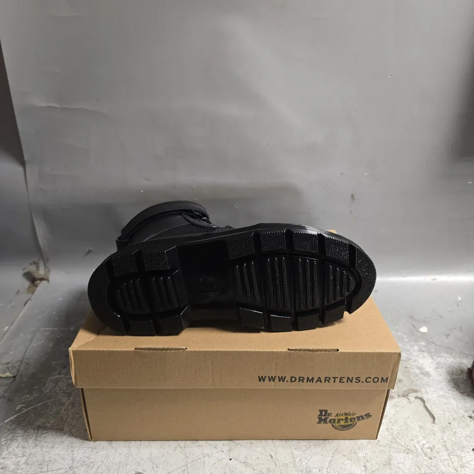 BOXED PAIR OF DR MARTENS COMBS TECH BOOTS IN BLACK - UK 6