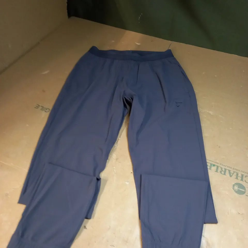 GREY GYMSHARK SPORTS PANTS SIZE XS