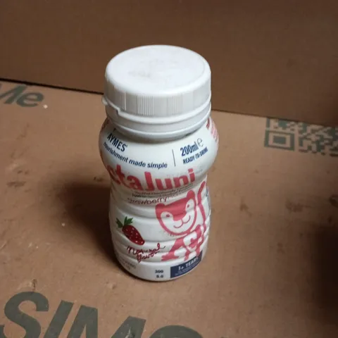 APPROXIMATELY 14 BOTTLES OF AYMES ACTAJUNI READY TO DRINK 200ML - STRAWBERRY 