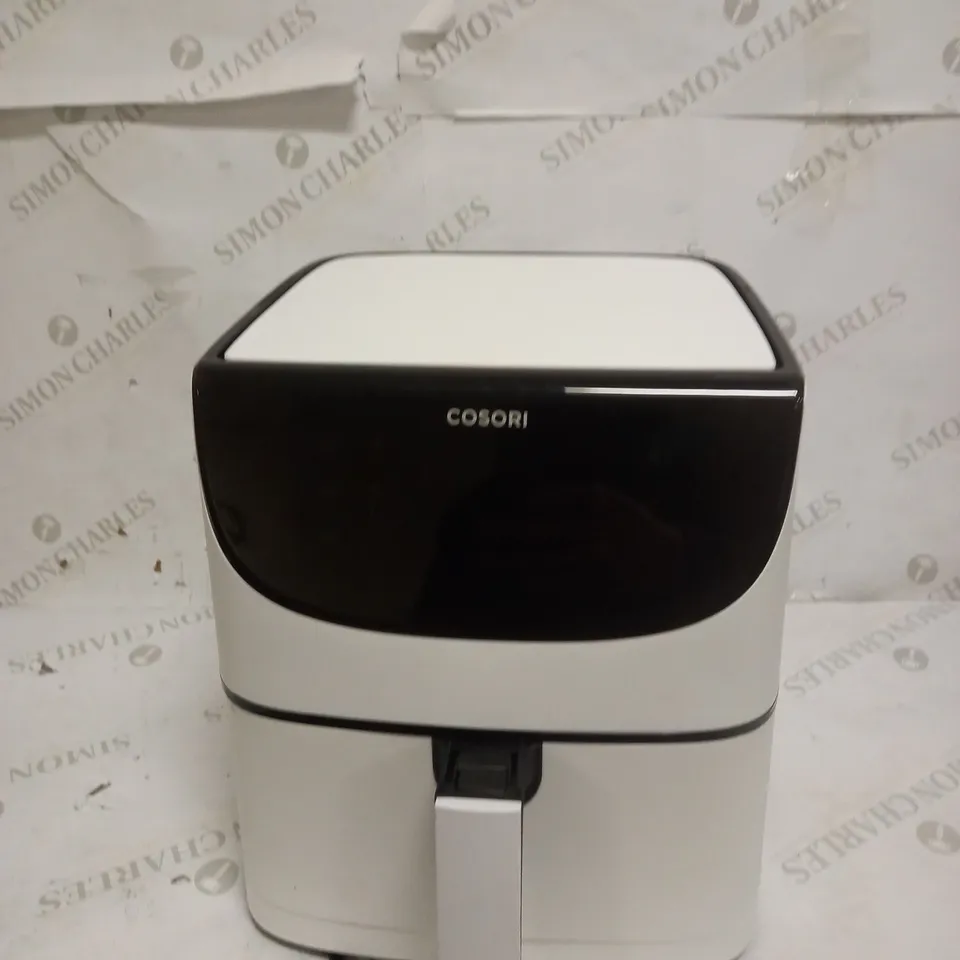 COSORI AIR FRYER 1700W MAX XXL 5.5L DIGITAL TOUCHSCREEN - WHITE