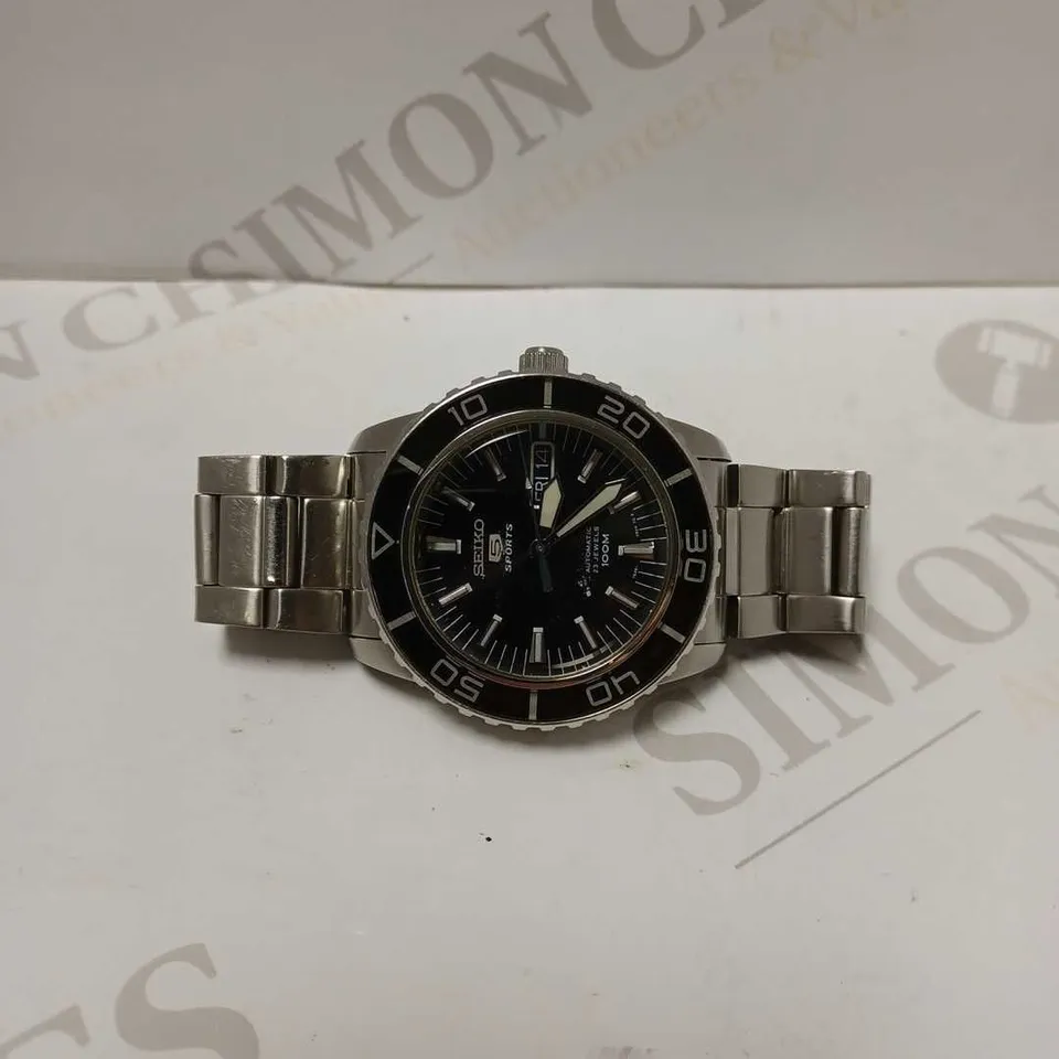 SEIKO 5 SPORTS AUTOMATIC 7S36-04N0 DAY/DATE MEN'S WATCH WL57039