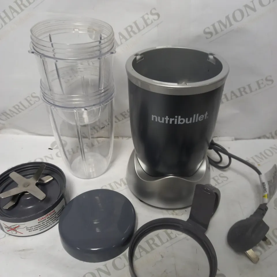 NUTRIBULLET 600 SERIES HIGH SPEED BLENDER