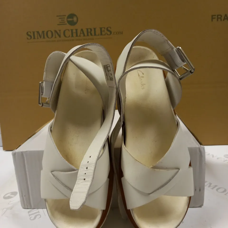 CLARKS ORIANNA SANDALS SIZE 6