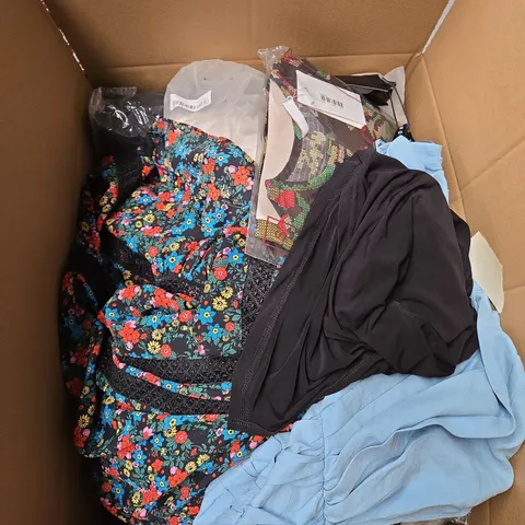 LARGE BOX OF ASSORTED CLOTHING ITEMS IN VARIOUS SIZES, STYLES AND COLOUR 