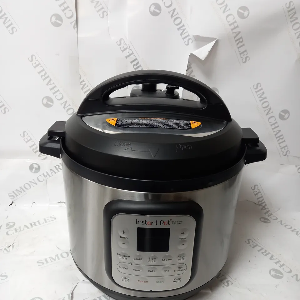 INSTANT POT DUO CRISP AIR FRYER
