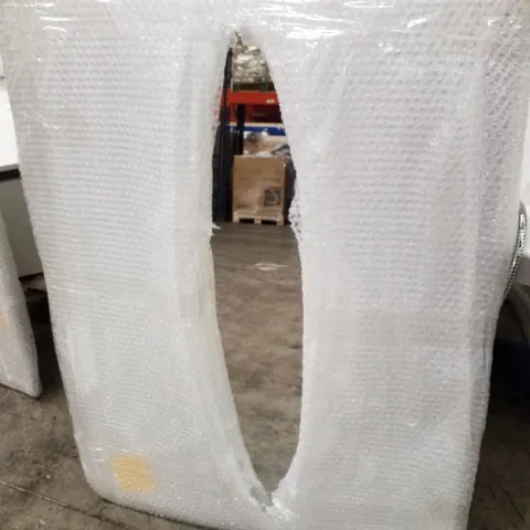 BRAND NEW BATHROOM MIRROR 95Γ70CM