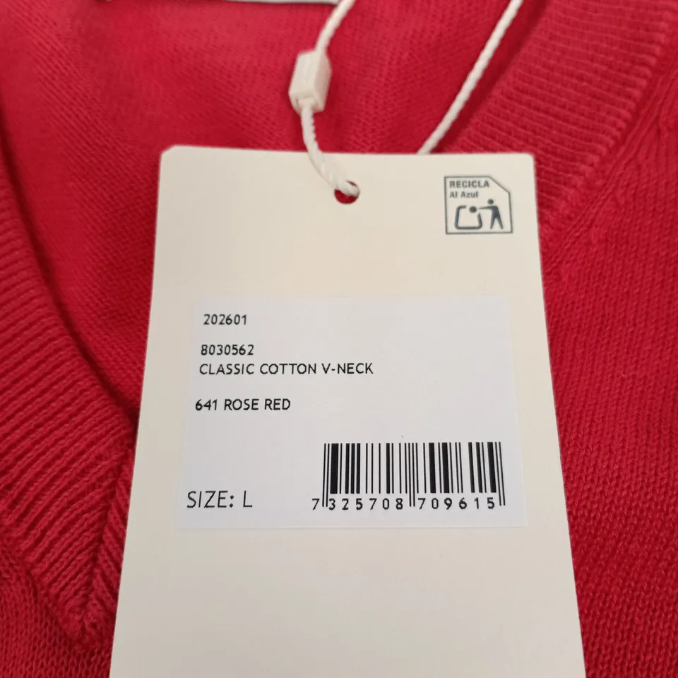 BAGGED GANT CLASSIC COTTON V-NECK SWEATER – ROSE RED – SIZE L