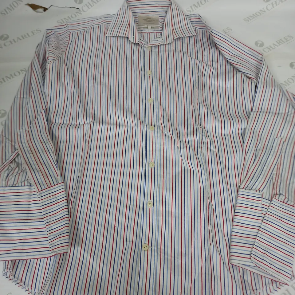HAWES & CURTIS ST JAMES SLIM FIT STRIPED SHIRT IN WHITE/BLUE/RED - 15/33