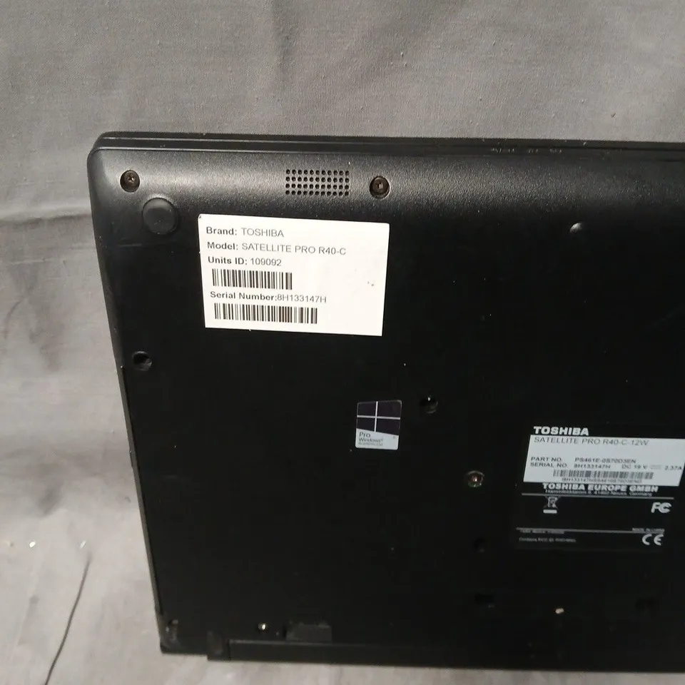 TOSHIBA SATELLITE PRO R40-C LAPTOP