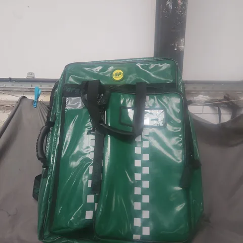 SP SERVICES GREEN PARABAG WITH REFLECTIVE SQUARE STRIPES