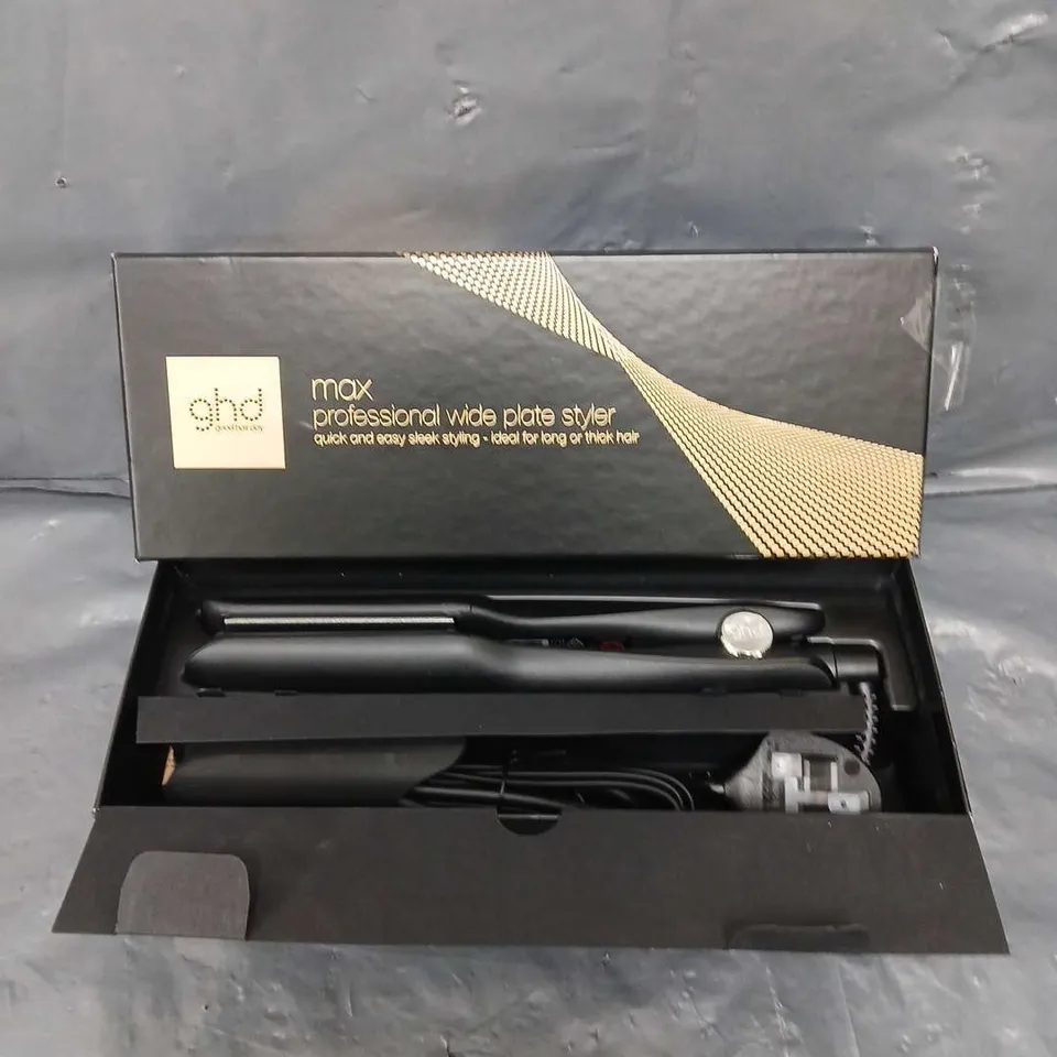 BOXED GHD MAX - WIDE PLATE HAIR STRAIGHTENER - BLACK RRP £209