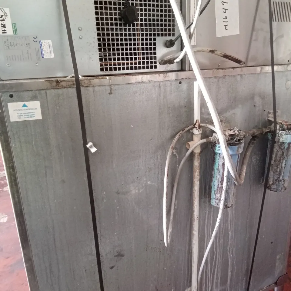COMMERCIAL FOLLETT ICE MAKER WITH VENTILATION 