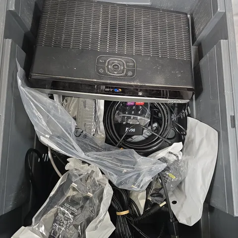 BOX OF ASSORTED CABLES AND PLUGS 