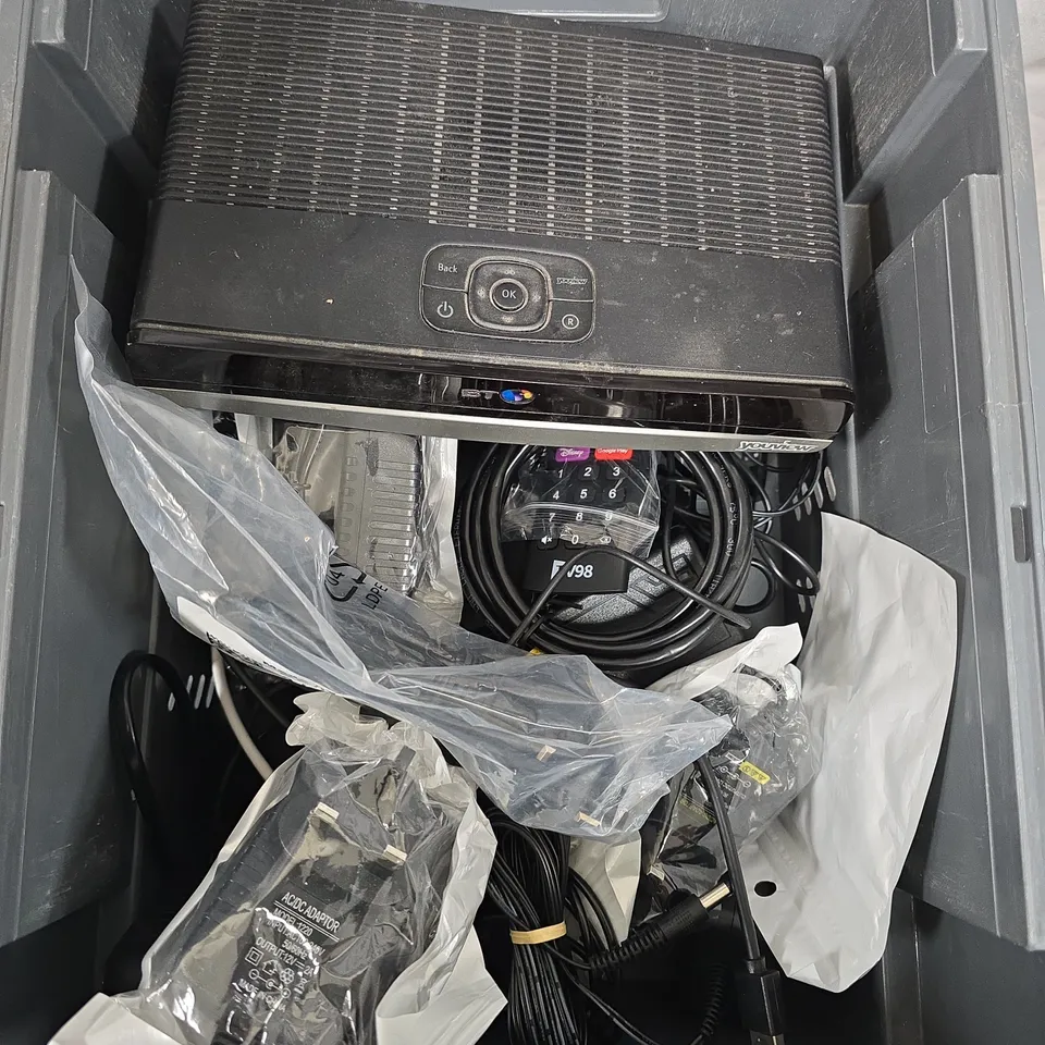 BOX OF ASSORTED CABLES AND PLUGS 