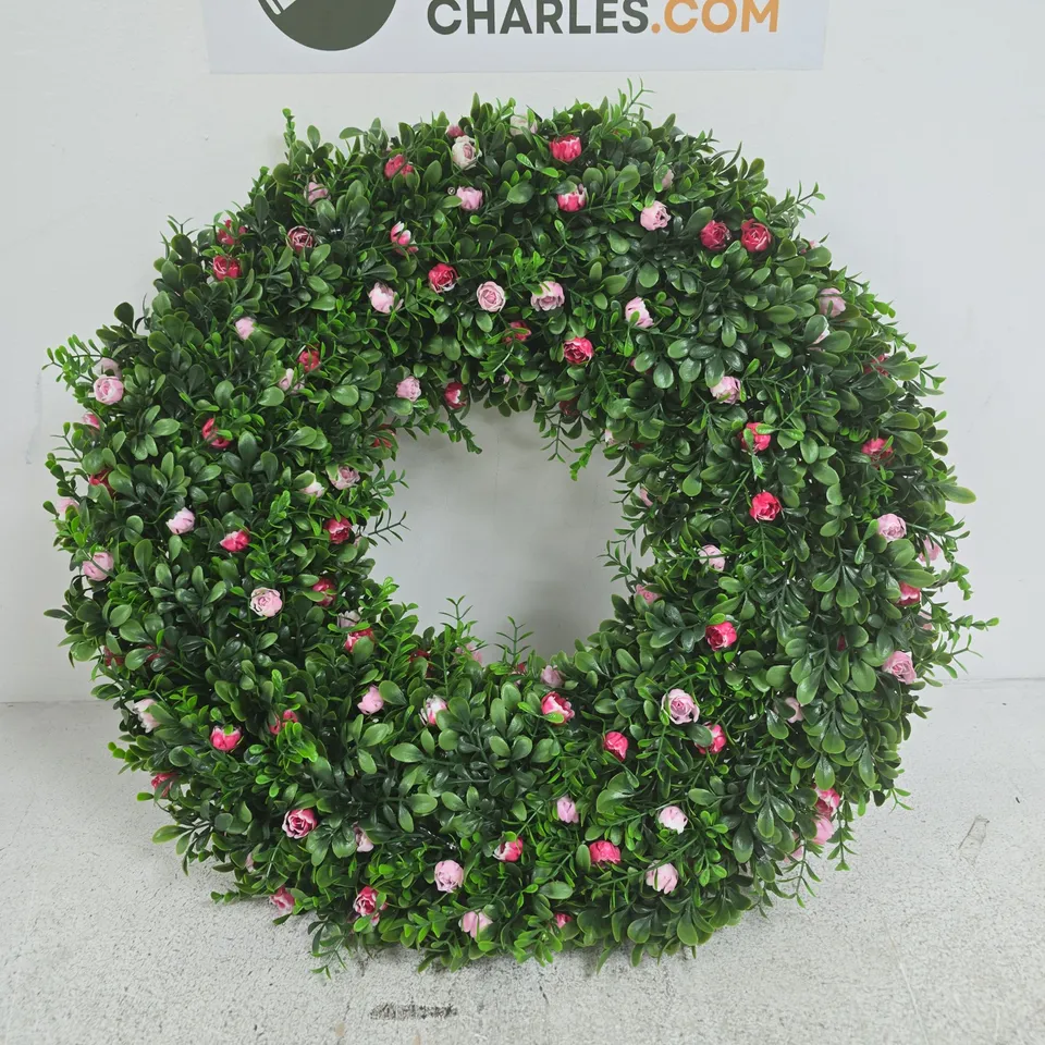 ARTIFICIAL GREENERY WREATH WITH PINK ROSE ACCENTS – ROUND GARDEN/INDOOR DECORATION