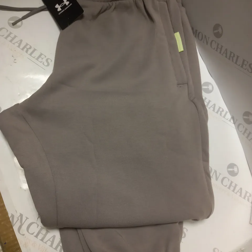 UNDER ARMOUR UA KNITTED JOGGERS, GREY - SIZE M