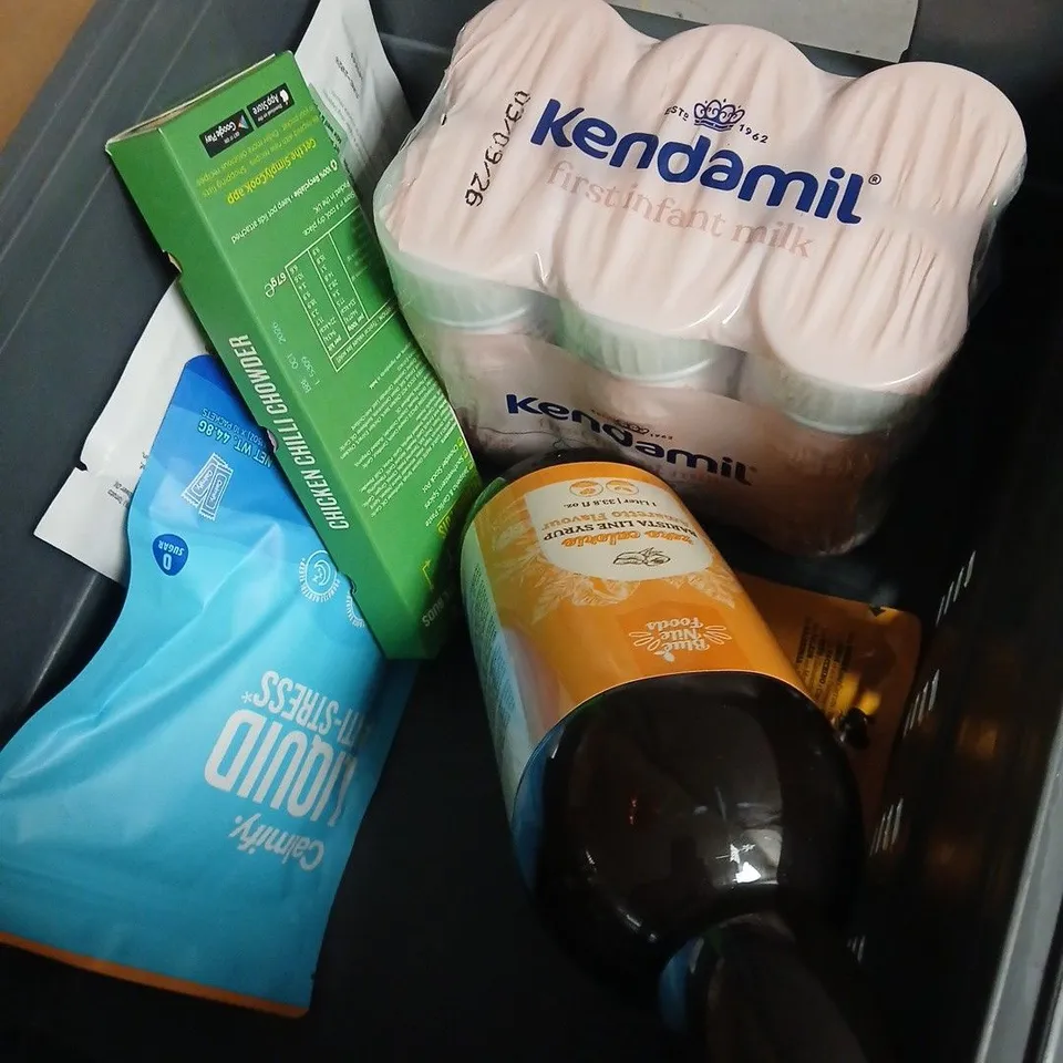 APPROXIMATELY 9 ASSORTED FOOD ITEMS INCLUDING SKINNY BARISTA SYRUP , MARMITE SNACK AND BODRUM PAPRIKA