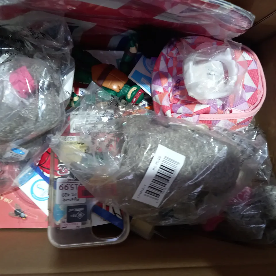 BOX OF APPROXIMATELY 20 ASSORTED TOYS AND GAMES TO INCLUDE MAGIC WATER BOOK, TOYMANIA FIDGET POP N' SPIN, PLAYGRO CHEEKY CHIME ROCKY RACOON, ETC