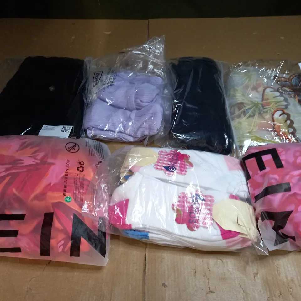 LARGE BOX OF ASSORTED CLOTHING ITEMS TOO INCLUDE TOPS , DRESSES AND PANTS ALL IN VARIOUS SIZES AND COLOURS 