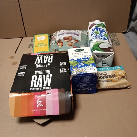 TOTE OF APPROXIMATELY 12 ASSORTED FOOD/DRINK ITEMS TO INCLUDE GUYLIAN TEMPTATIONS, VITA COCO 1L, WARRIOR RAW PROTEIN FLAP JACK PACK, MYPROTEIN BROWNIE ETC