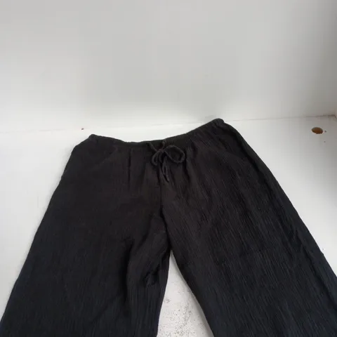 NEXT WOMEN’S CRINKLE WIDE-LEG TROUSERS – BLACK, UK 16R (EU 44 US 12)