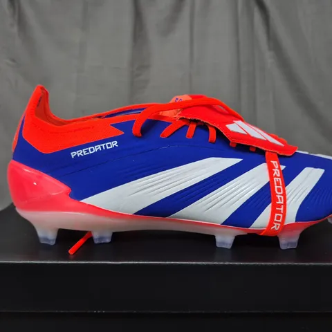 BOXED ADIDAS PREDATOR ELITE FOOTBALL BOOTS - UK 8 