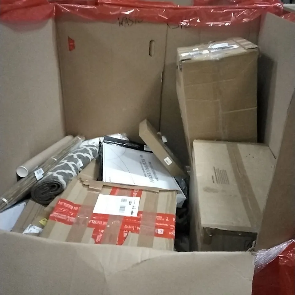 PALLET OF HOUSEHOLD ITEMS TO INCLUDE PLANT POT,GARMENT STEAMER,STAINLESS STEEL CLOTHES DRYER, RETRACTABLE BARRIER AND OTHER ASSORTED ITEMS...