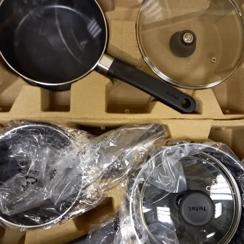 TEFAL ESSENTIAL COOKWARE SET