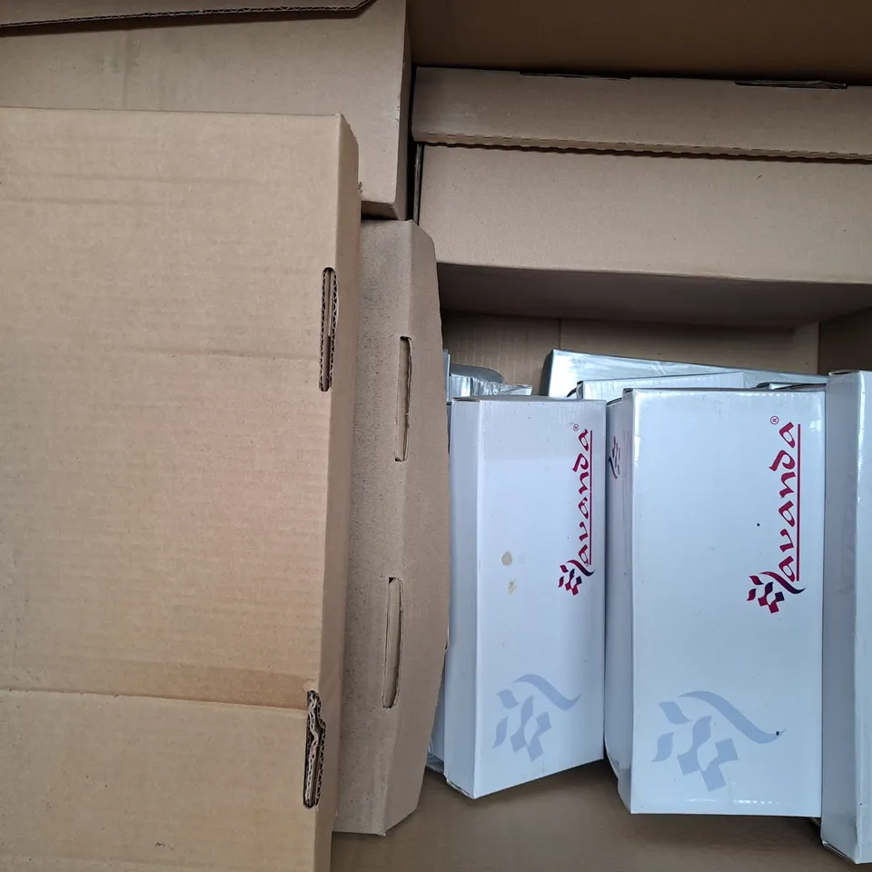 BOX OF APPROXIMATELY 10 ASSORTED PAIRS OF SHOES IN VARIOUS COLOURS, STYLES, AND SIZES