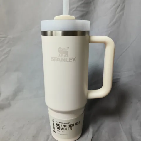 STANLEY QUENCHER H2.0 TUMBLER 30 OZ WITH STRAW LID & HANDLE – CREAM