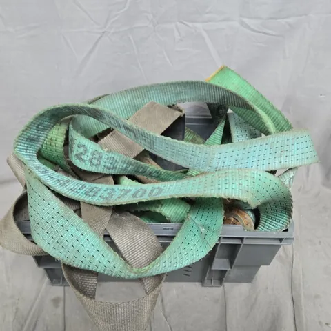 ASSORTED RACHET STRAPS 