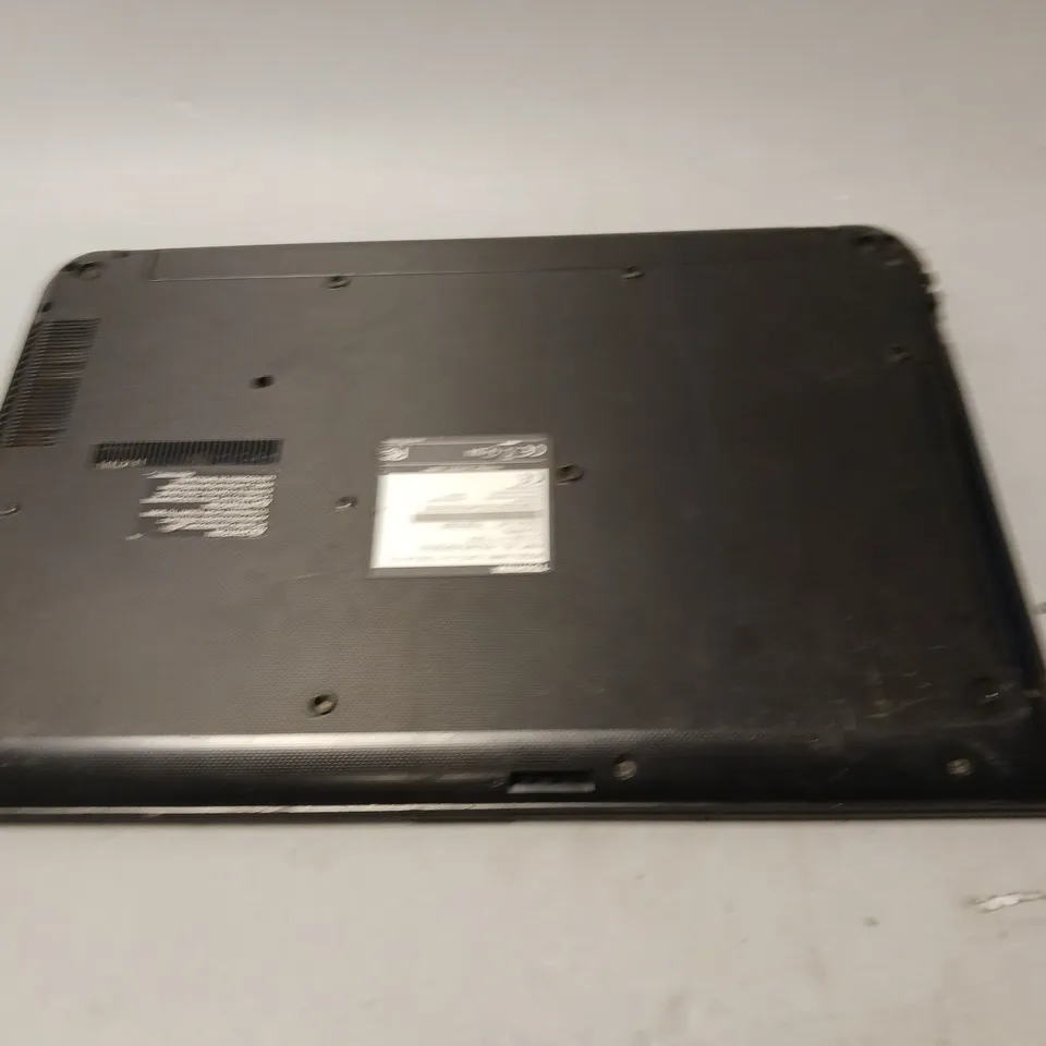 UNBOXED TOSHIBA SATELLITE C50D LAPTOP 
