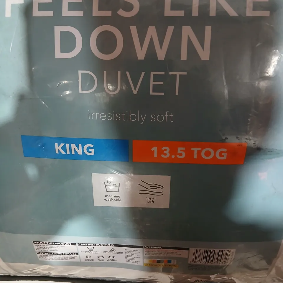 KING SIZE FEELS LIKE DOWN DUVET INSERT – 13.5 TOG, MACHINE WASHABLE