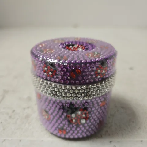 PRAI BEAUTY AGELESS THROAT & DÉCOLLETAGE CREME 100ML + PURPLE BEADED TRINKET JAR (DECORATIVE CONTAINER)