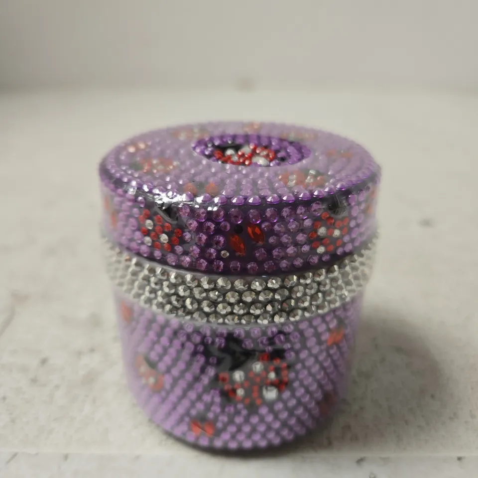 PRAI BEAUTY AGELESS THROAT & DÉCOLLETAGE CREME 100ML + PURPLE BEADED TRINKET JAR (DECORATIVE CONTAINER)